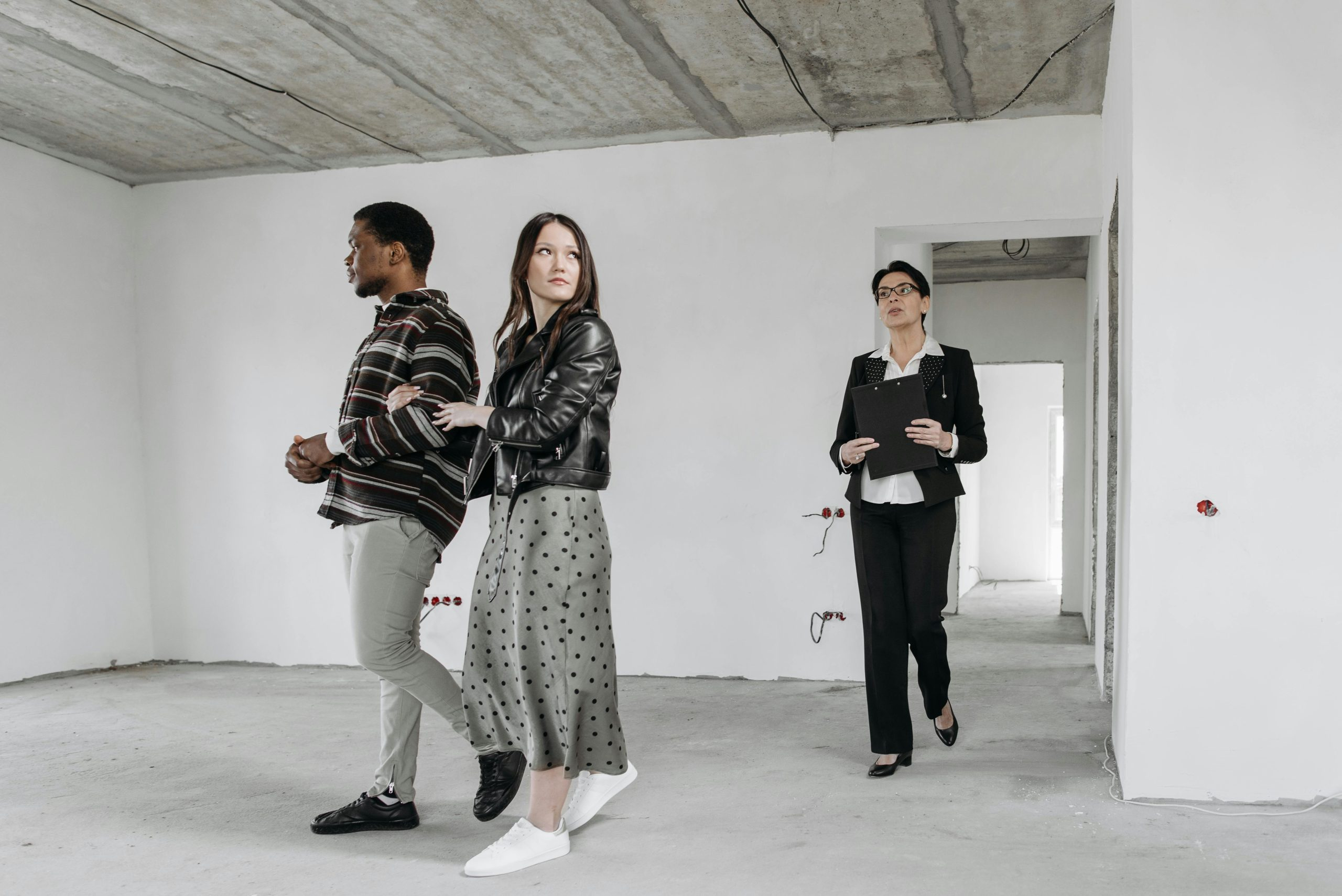 Navigating the Auction Process for Buying Properties