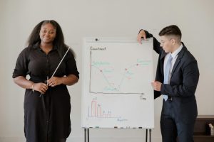 Developing Strong Public Speaking Skills for Career Growth
